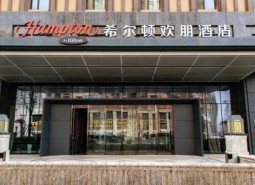 蘭州莫高大道希爾頓歡朋酒店20平方米雙溫冷庫建造工..